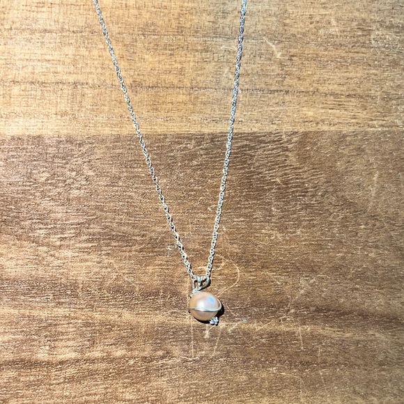 Vantel Pearl Necklaces set of 4 - Picture 3 of 9